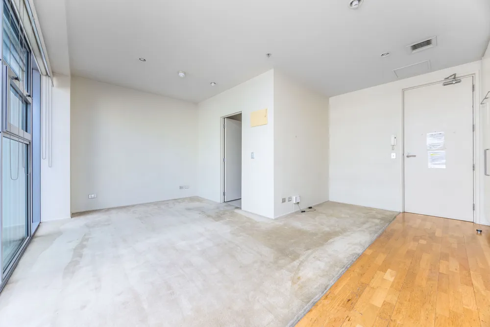 Photos of 703/2 Beach Road