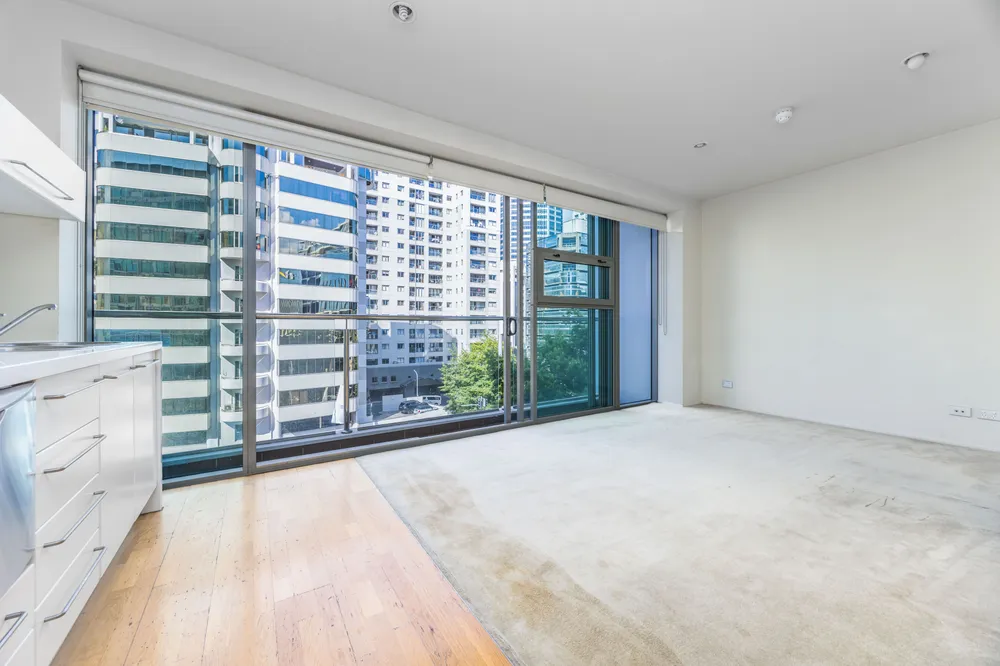 Photos of 703/2 Beach Road