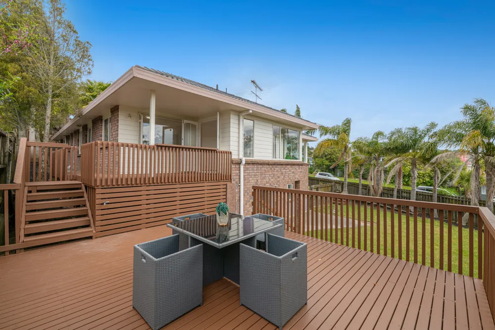 Photos of 9 Goldfinch Rise