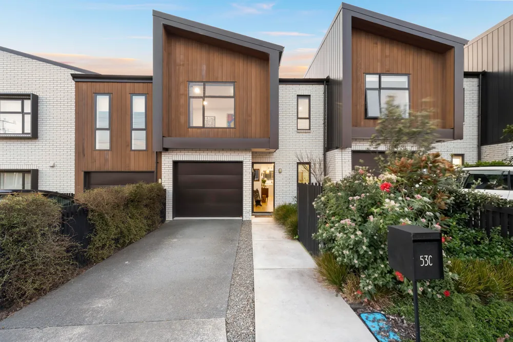 Photos of 53C Eversleigh Road