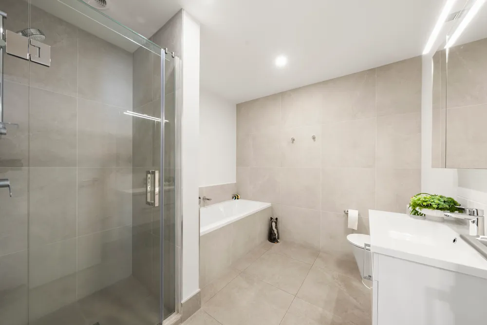 Photos of 53C Eversleigh Road