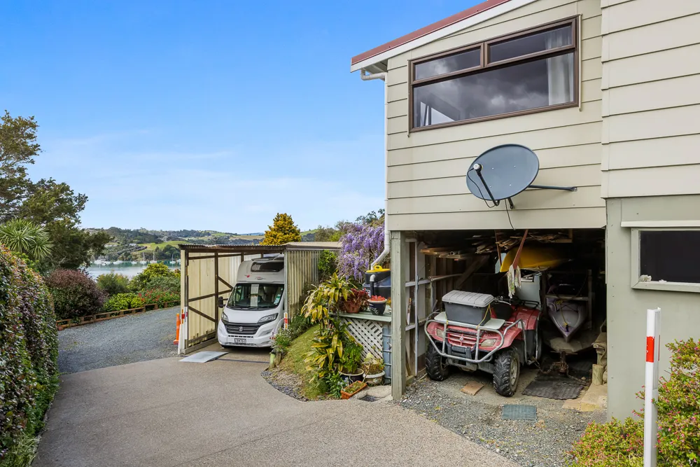 Photos of 33 Green Road