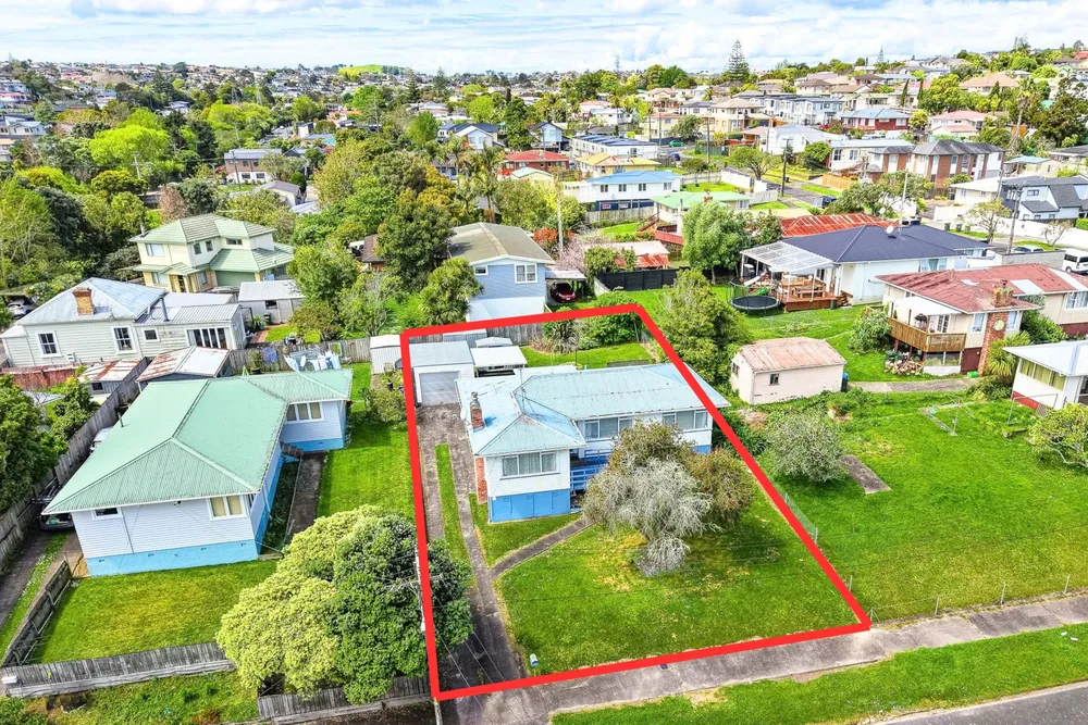 Photos of 23 Maui Pomare Street