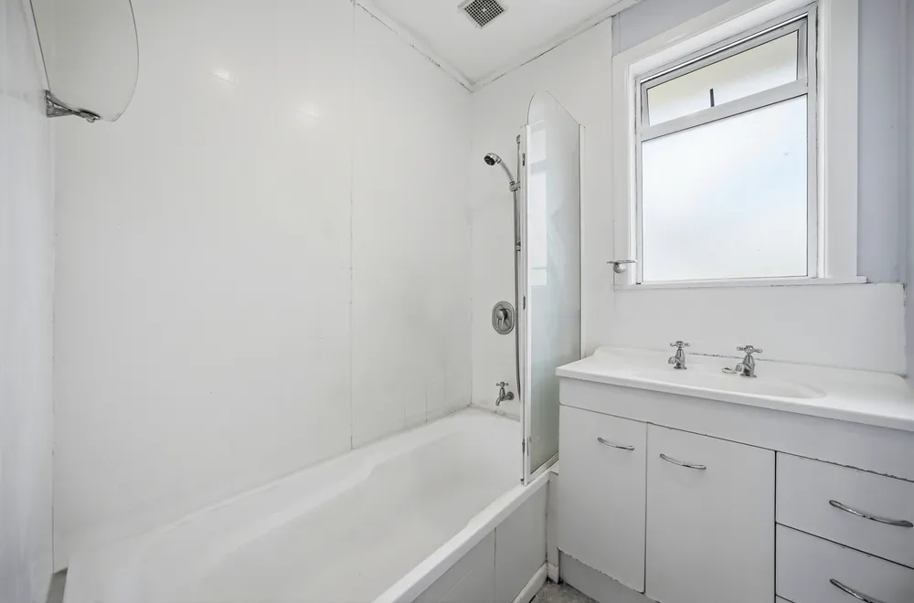 Photos of 23 Maui Pomare Street
