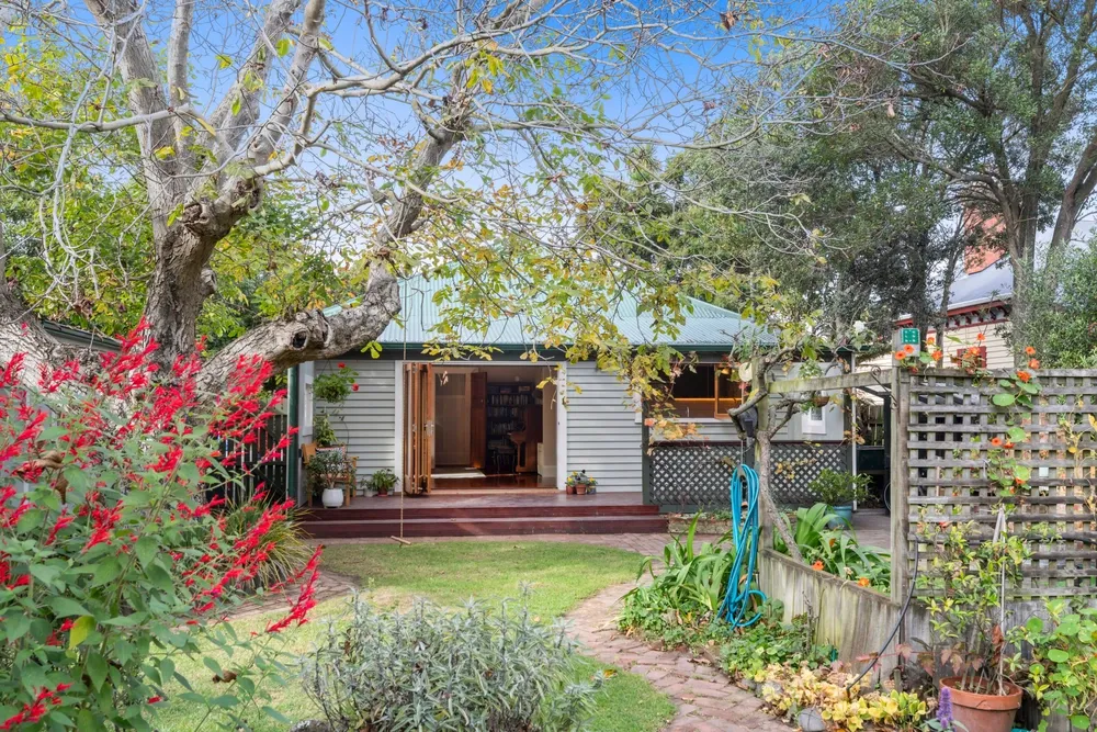 Photos of 61 Redruth Avenue