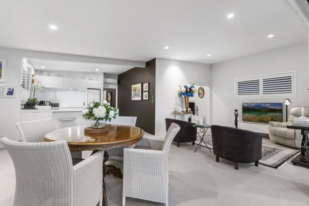 Photos of 1/107 Wharf Street