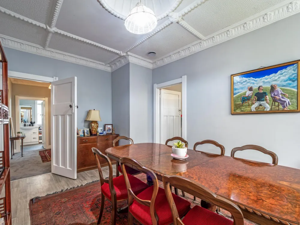 Photos of 51 Burns Avenue