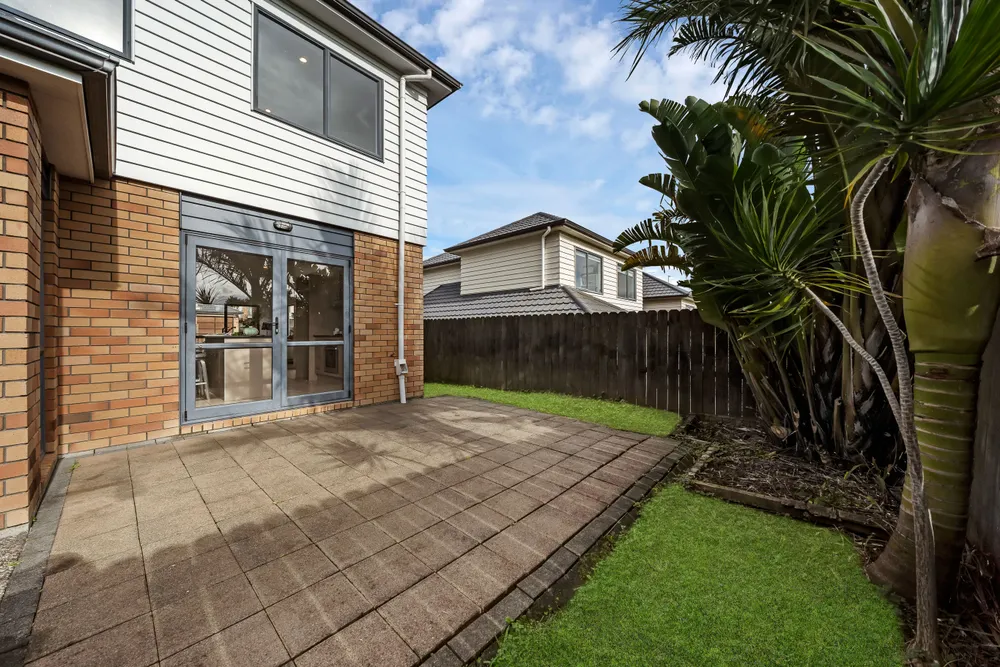 Photos of 7 Lavender Garden Lane