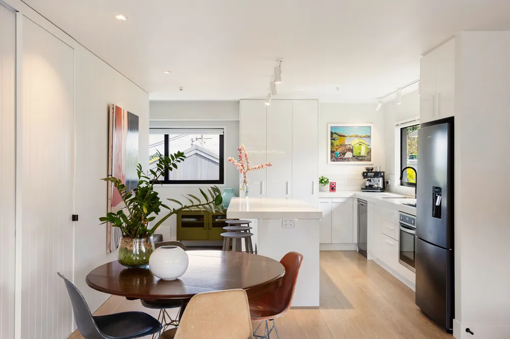 Photos of 12A Amandale Avenue