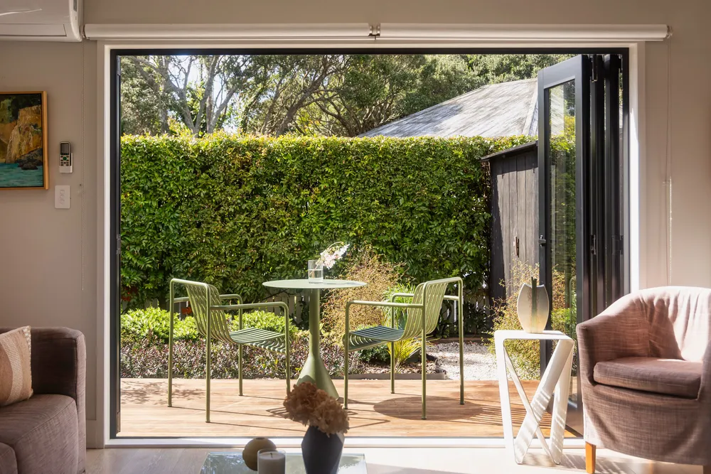 Photos of 12A Amandale Avenue