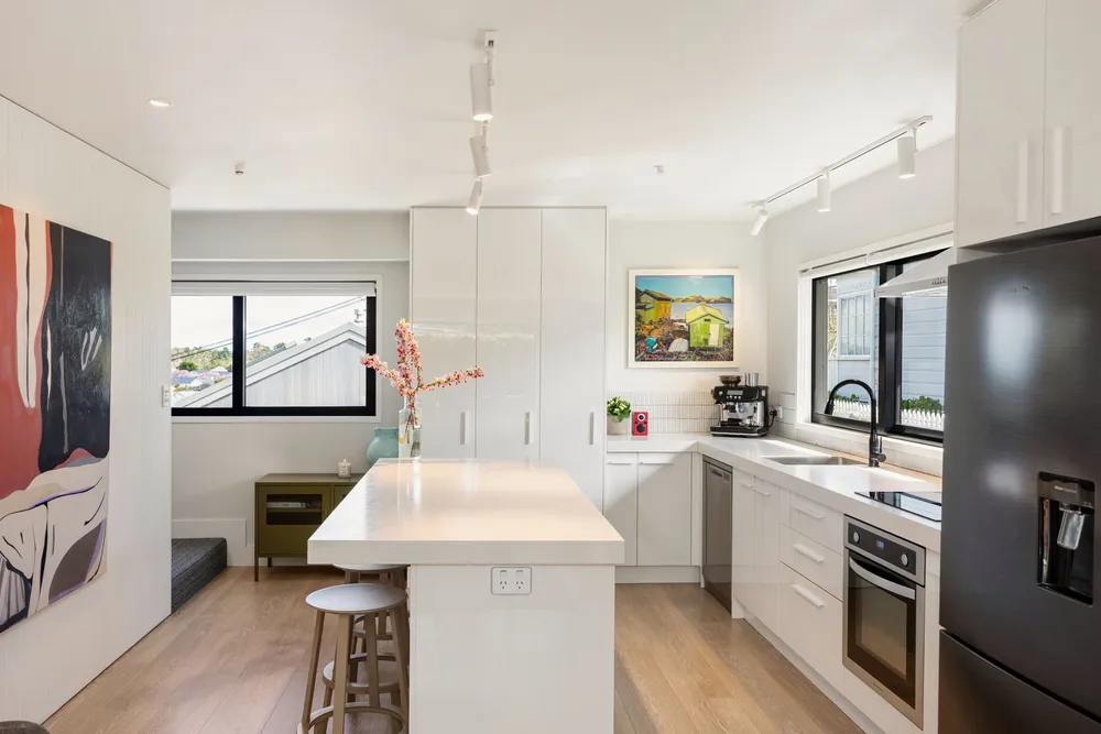 Photos of 12A Amandale Avenue