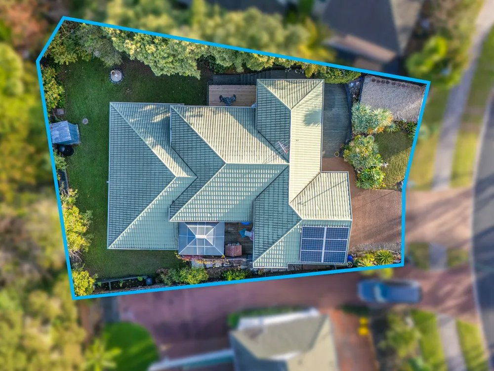 Photos of 12 Cayman Place