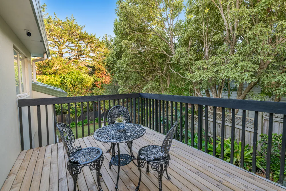 Photos of 12 Cayman Place
