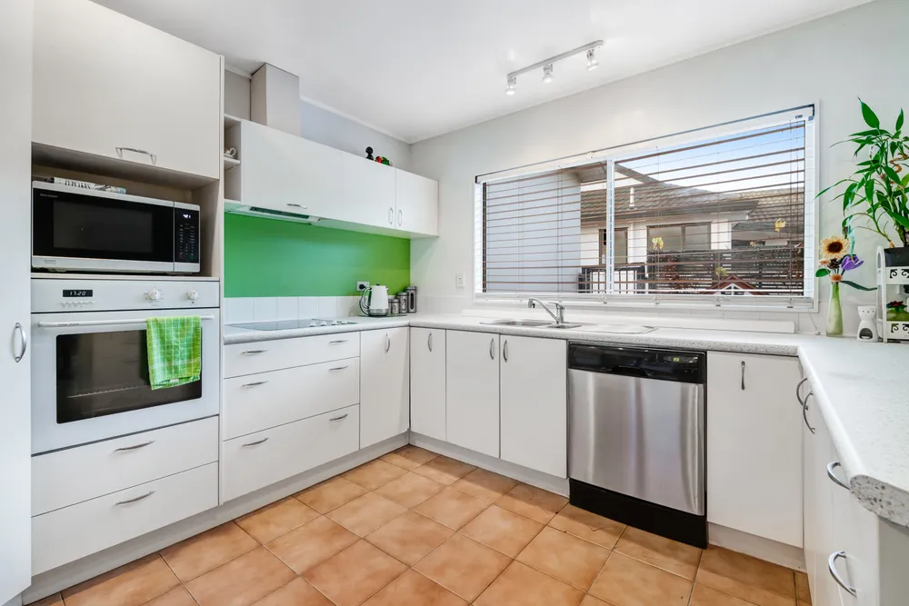 Photos of 12 Cayman Place