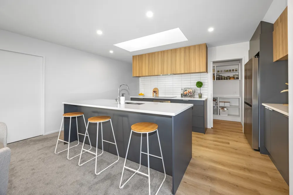 Photos of 8 Waterford Farm Road