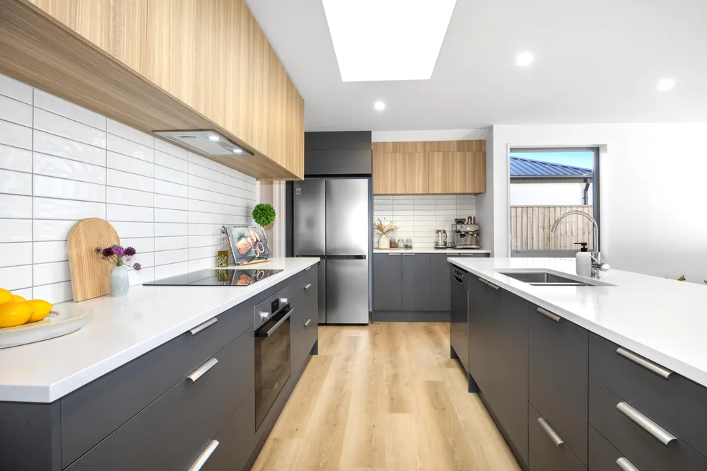 Photos of 8 Waterford Farm Road