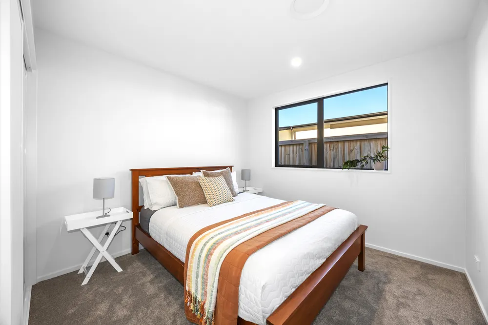 Photos of 8 Waterford Farm Road