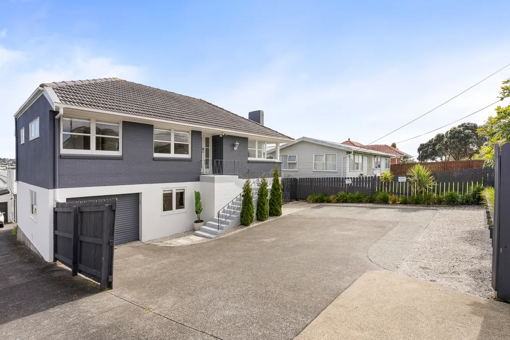 Photos of 1/42 Forrest Hill Road
