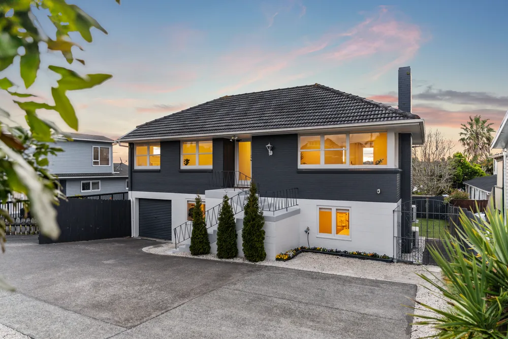 Photos of 1/42 Forrest Hill Road