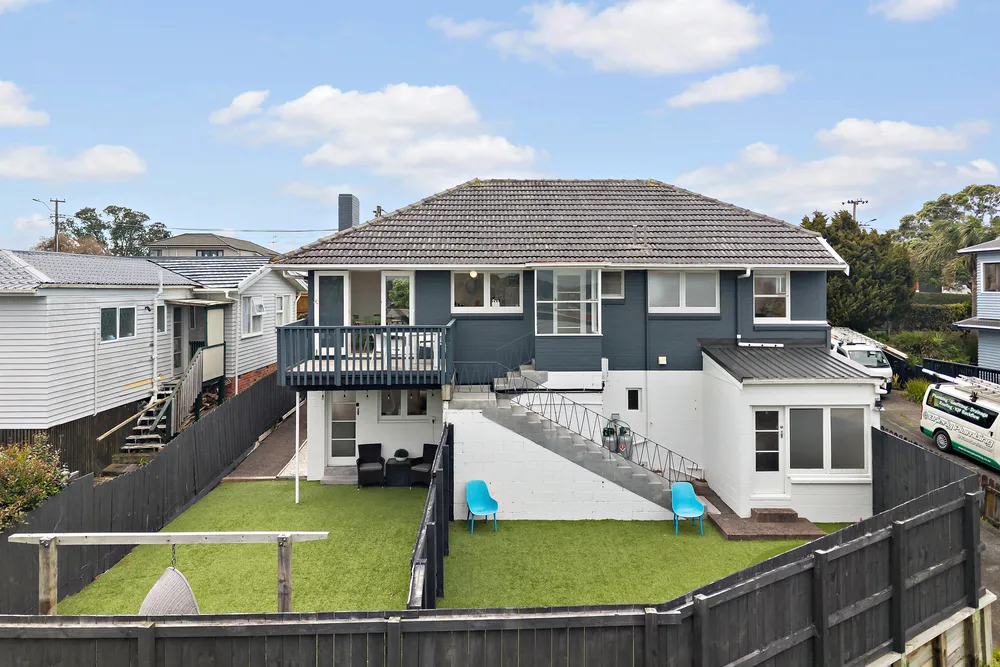 Photos of 1/42 Forrest Hill Road