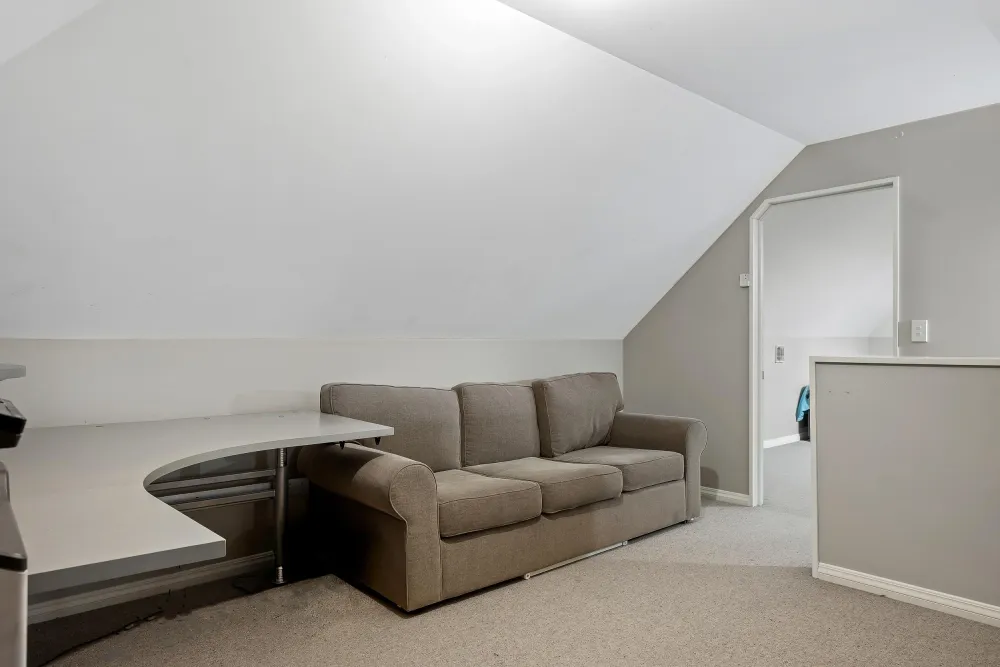 Photos of 21 Welsford Street