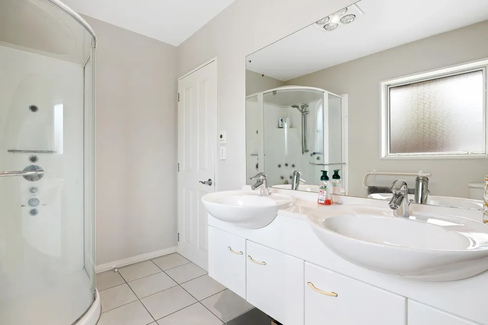 Photos of 21 Welsford Street
