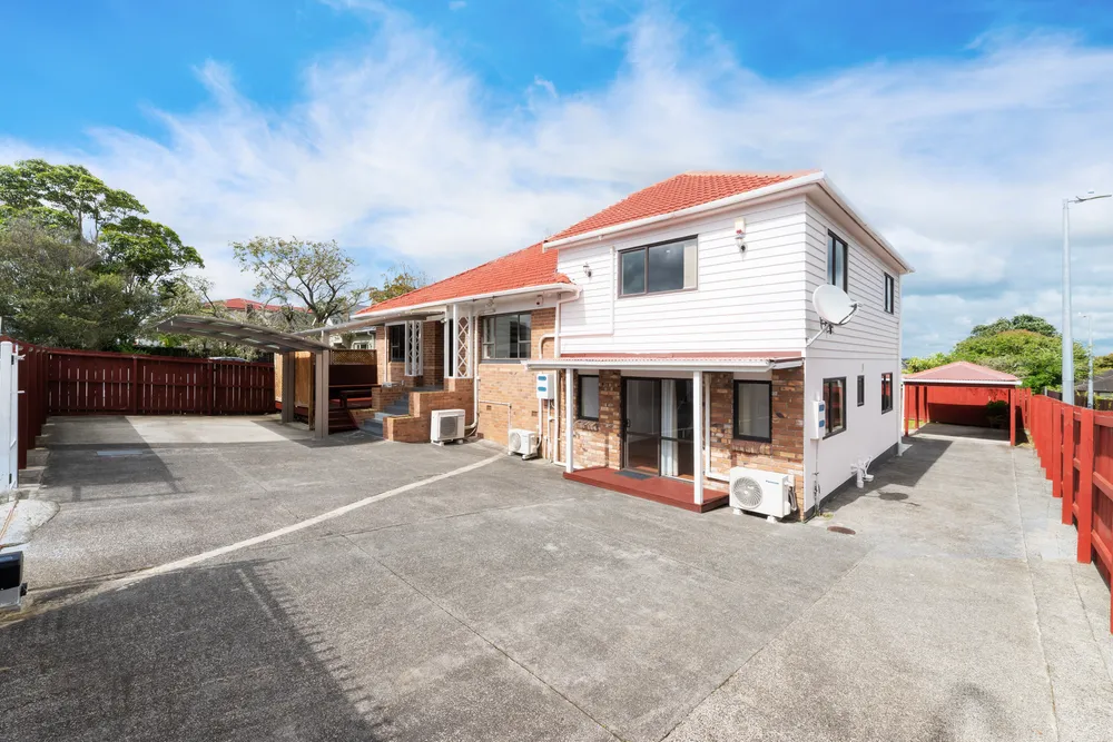 Photos of 311A Mt Albert Road