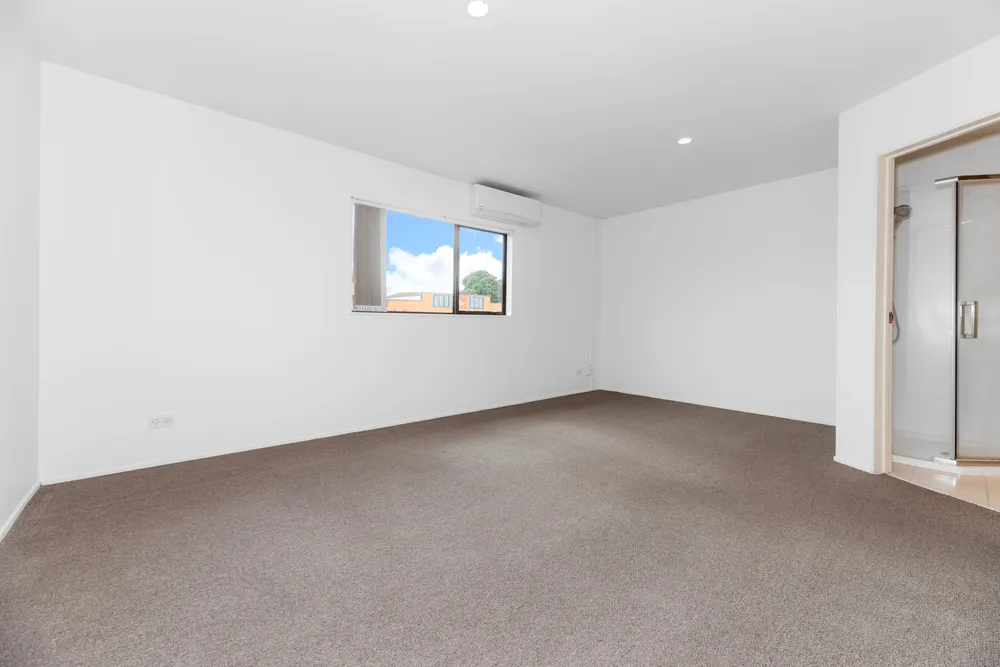 Photos of 311A Mt Albert Road
