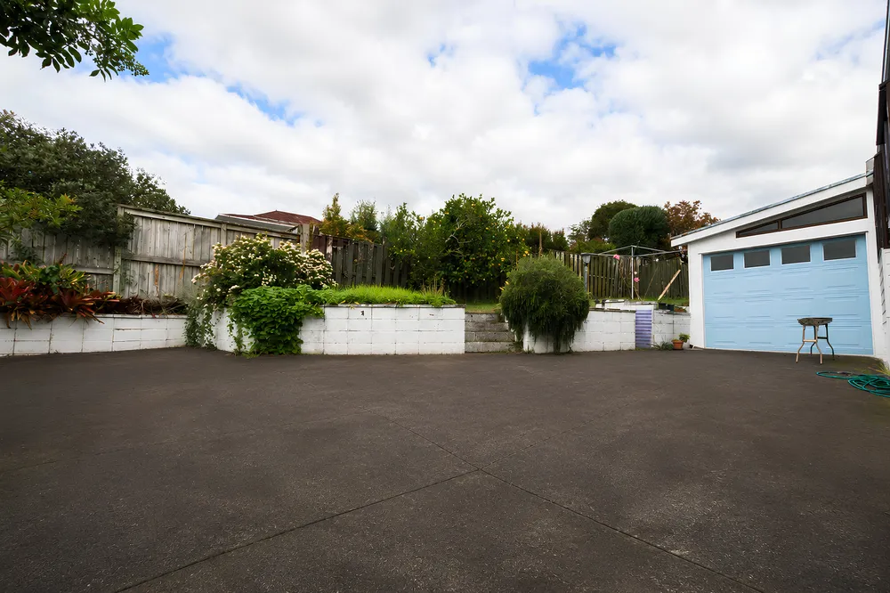 Photos of 6 Nickleby Place
