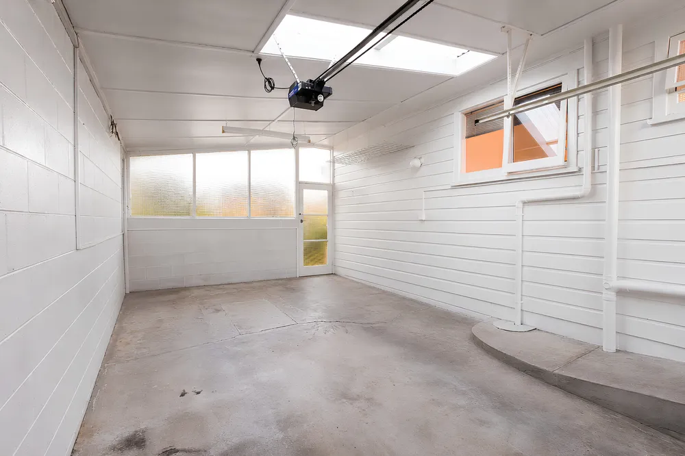 Photos of 6 Nickleby Place