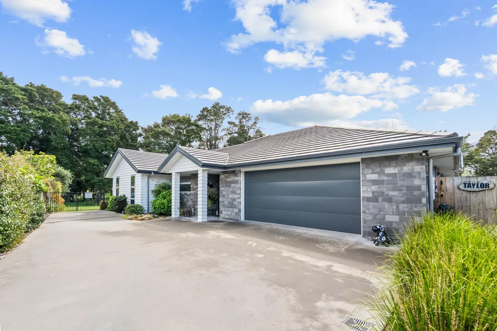 Photos of 8 Wellingrove Place