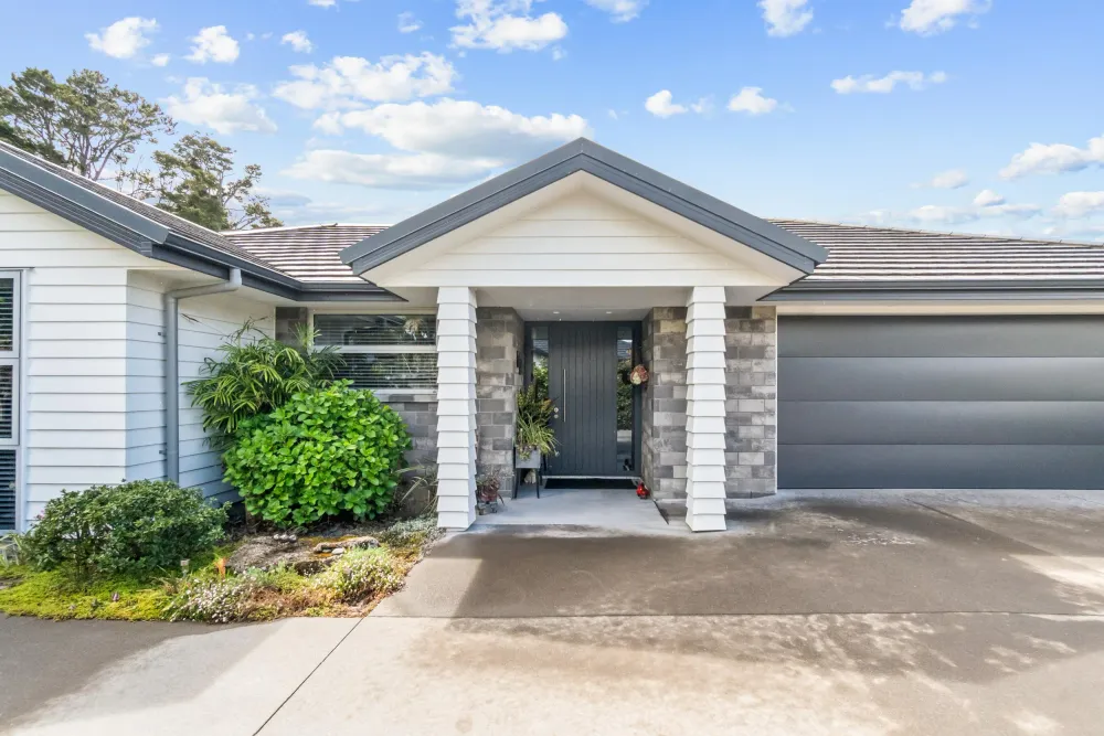 Photos of 8 Wellingrove Place