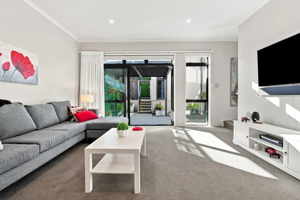Photos of 125 Bonair Crescent
