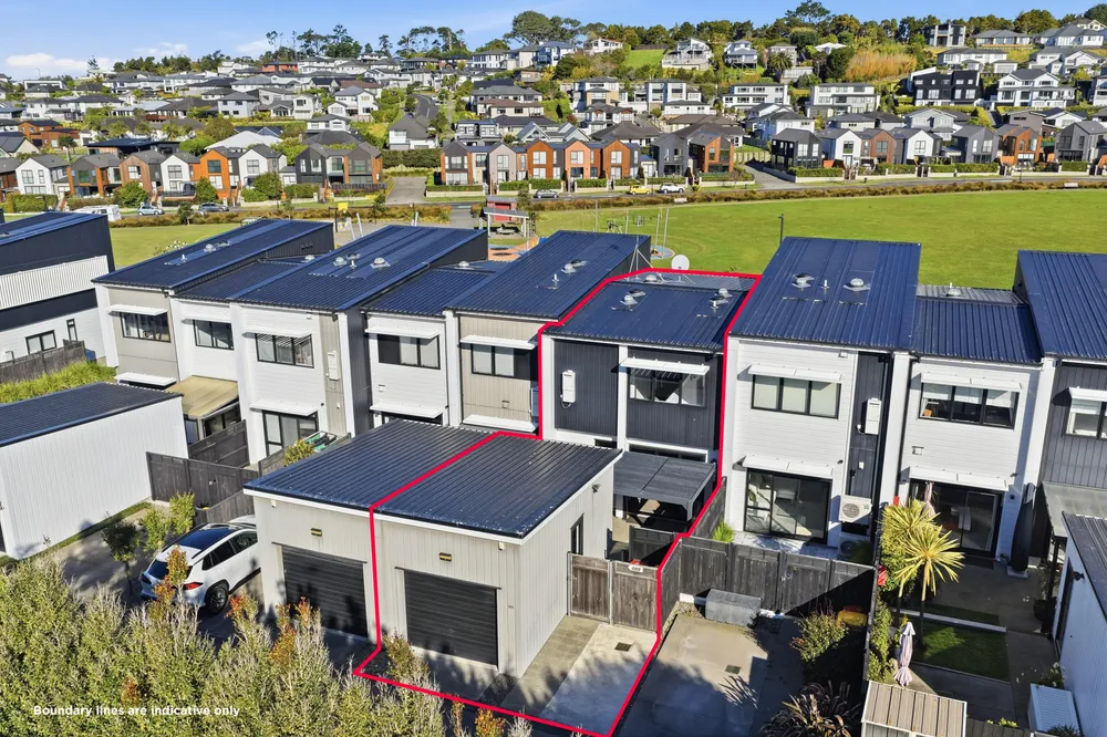 Photos of 125 Bonair Crescent