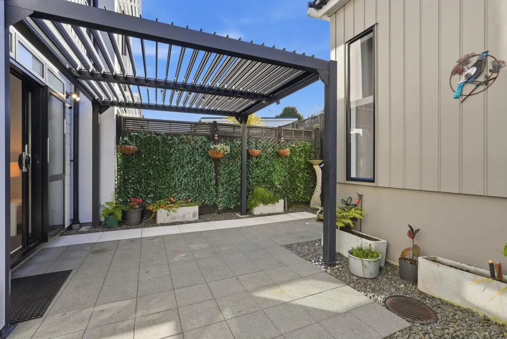 Photos of 125 Bonair Crescent