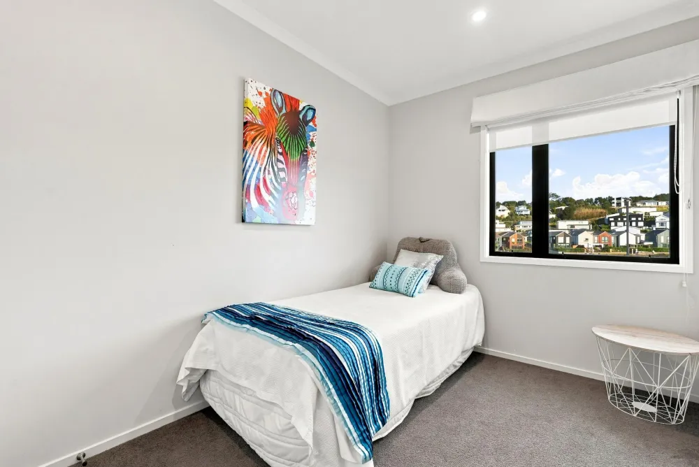 Photos of 125 Bonair Crescent