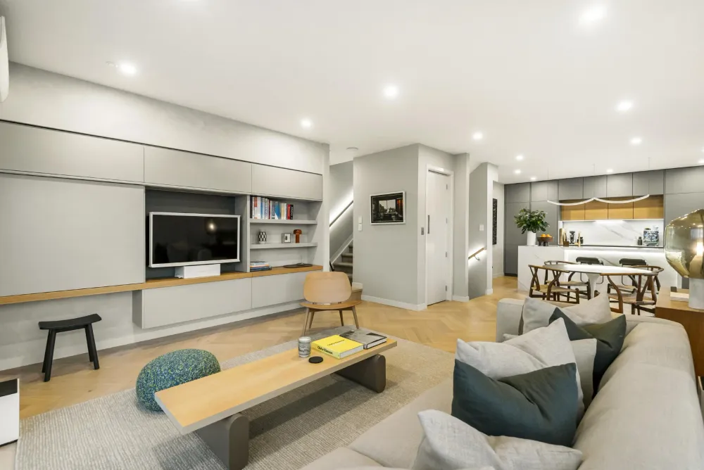 Photos of 1B Winsomere Crescent