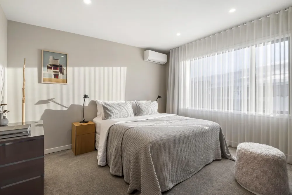 Photos of 1B Winsomere Crescent