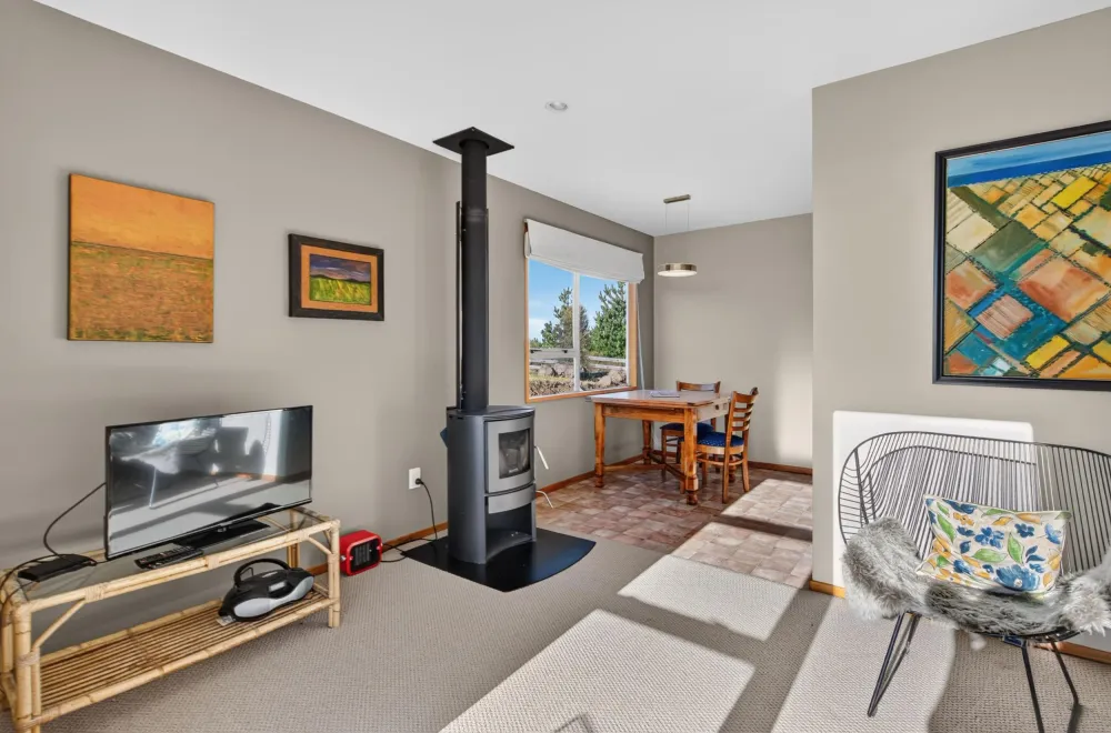 Photos of 624 Chorlton Road