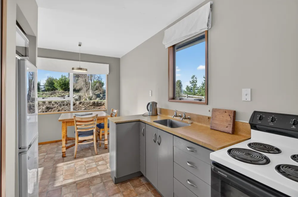 Photos of 624 Chorlton Road