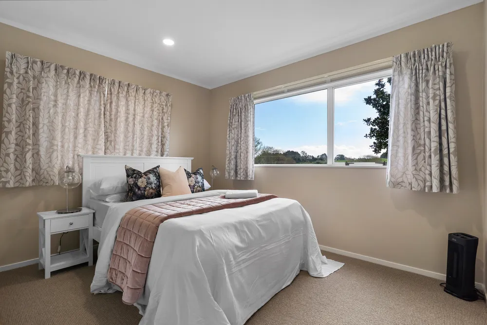 Photos of 186 Charles Road