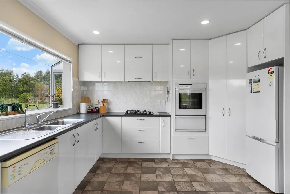 Photos of 186 Charles Road