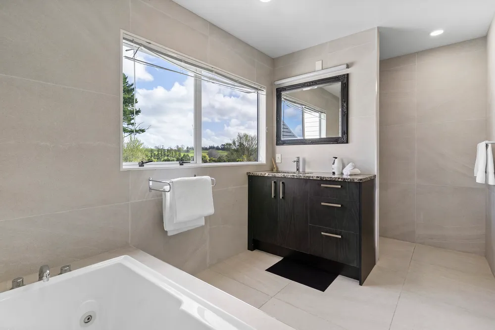 Photos of 186 Charles Road