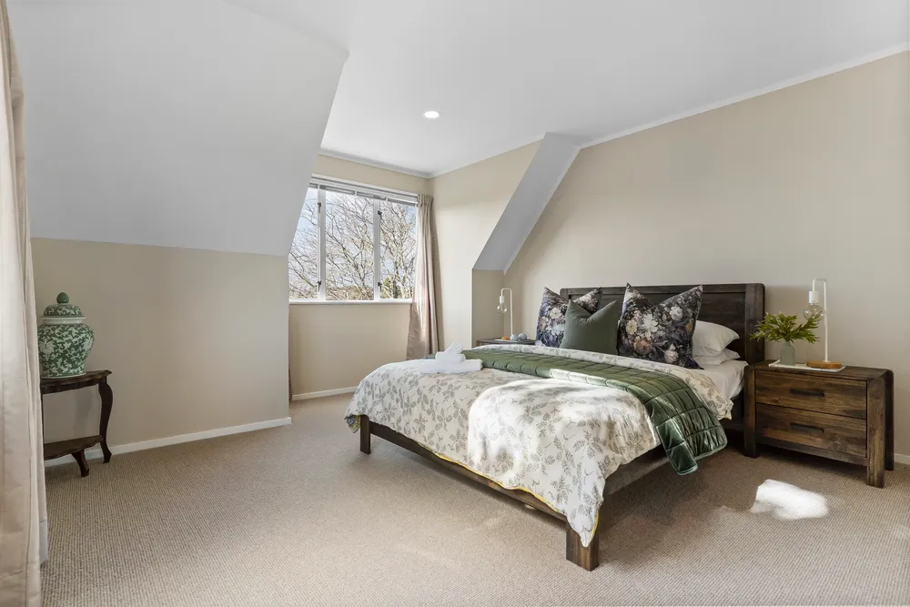 Photos of 186 Charles Road