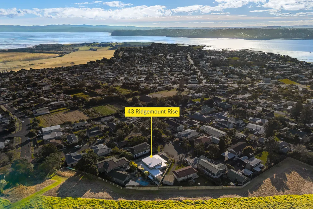 Photos of 43 Ridgemount Rise