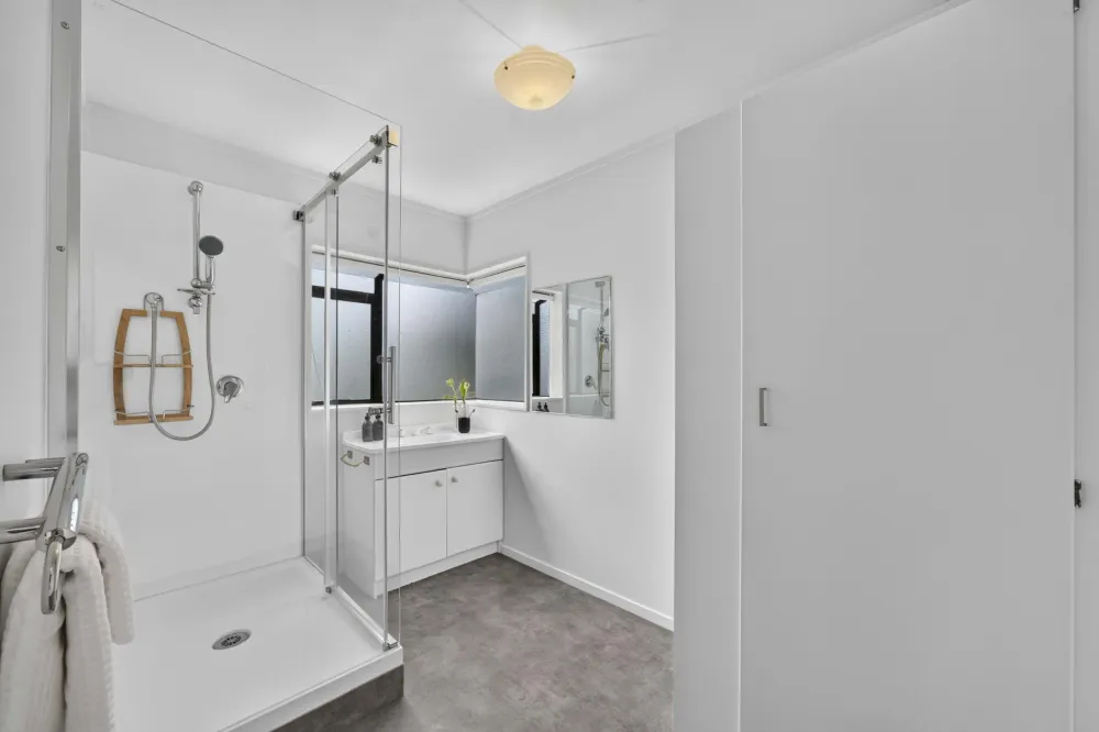 Photos of 69C St Johns Road
