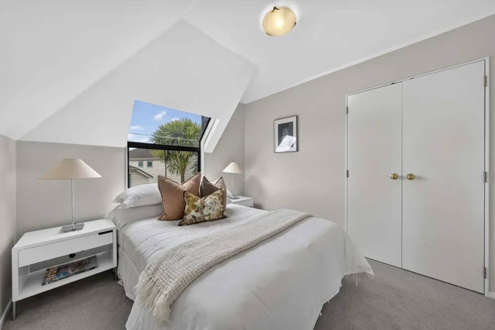 Photos of 69C St Johns Road