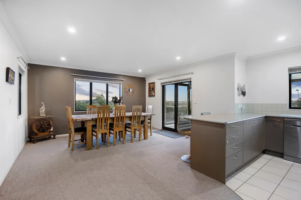 Photos of 3 Richard Hill Close
