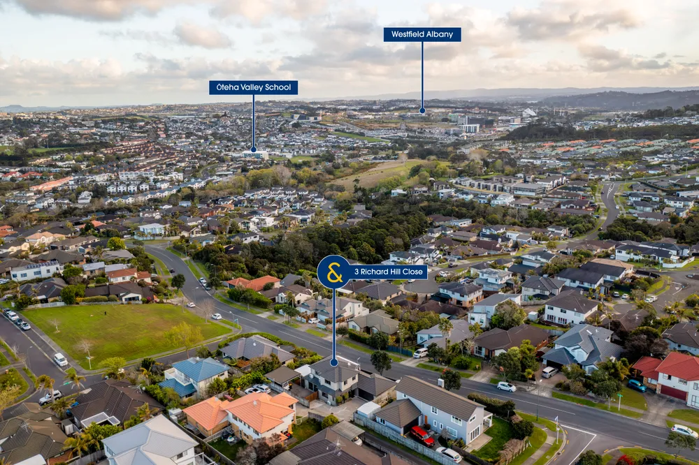 Photos of 3 Richard Hill Close