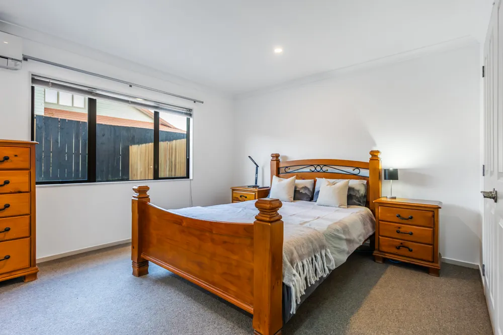 Photos of 3 Richard Hill Close